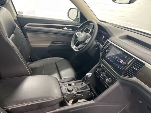 Used 2022 Volkswagen Atlas SE AWD/4WD image 24