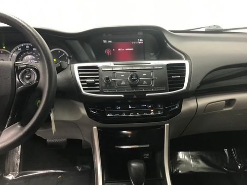 Used 2016 Honda Accord LX image 16