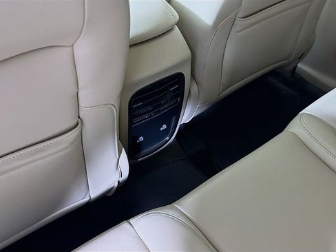 Used 2019 Lincoln MKC Select w/ Select Plus Package image 27