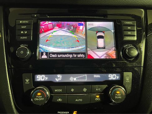 Certified 2022 Nissan Rogue Sport SL image 13