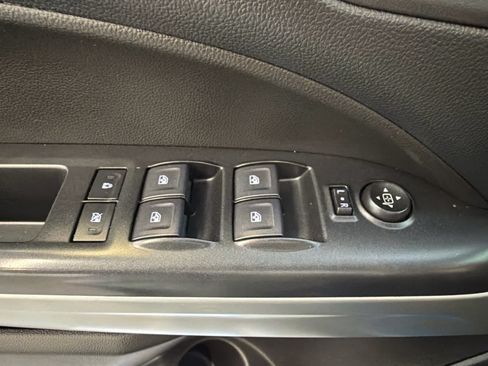 Used 2022 Chevrolet Colorado LT w/ Luxury Package AWD/4WD image 17