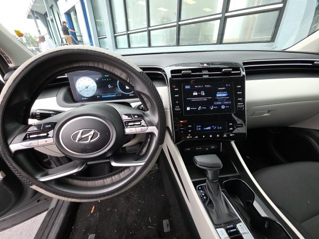 Used 2024 Hyundai Tucson SEL AWD/4WD image 2