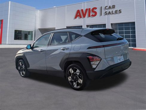 Used 2024 Hyundai Kona SEL image 9