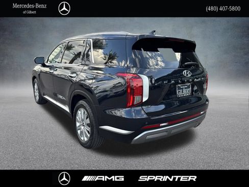 Used 2024 Hyundai Palisade SEL FWD image 4