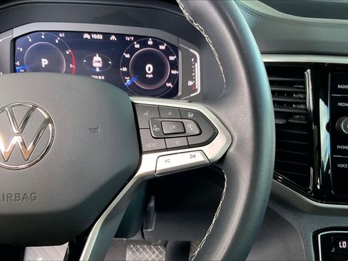 Used 2023 Volkswagen Atlas SEL image 25