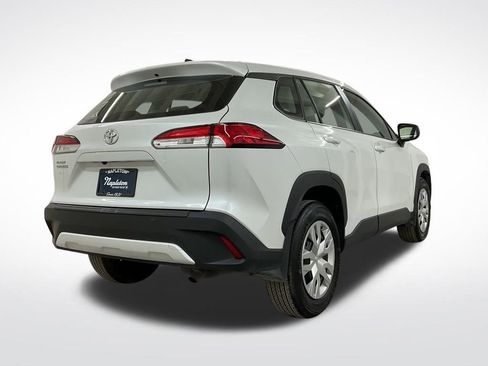 Used 2025 Toyota Corolla Cross L FWD image 2