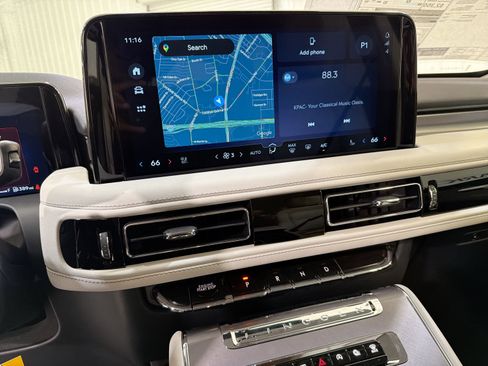 New 2026 Lincoln Aviator 2WD image 19