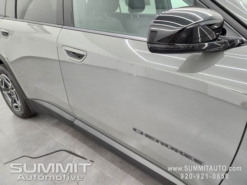 New 2026 Jeep Cherokee Limited AWD/4WD image 25