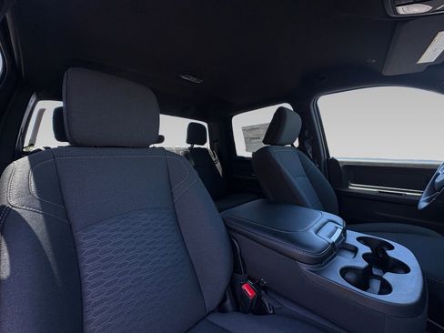 New 2026 RAM 2500 Tradesman AWD/4WD image 8