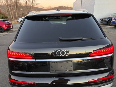 Used 2025 Audi Q7 2.0T Premium w/ Convenience Package image 14