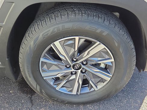 Used 2024 Hyundai Tucson Blue image 7