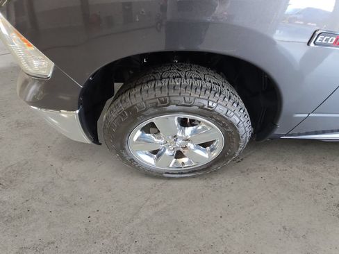 Used 2019 RAM 1500 Tradesman w/ Tradesman SXT Package AWD/4WD image 9
