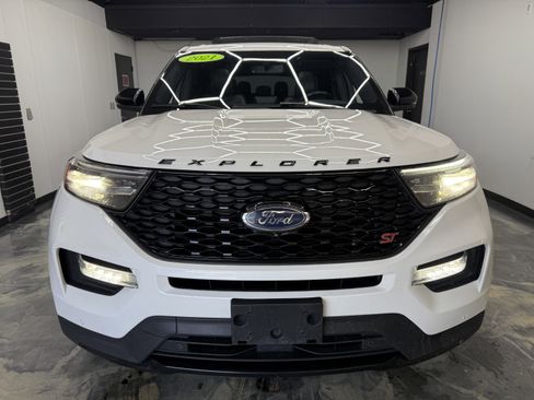 Used 2021 Ford Explorer ST w/ ST Street Pack image 7