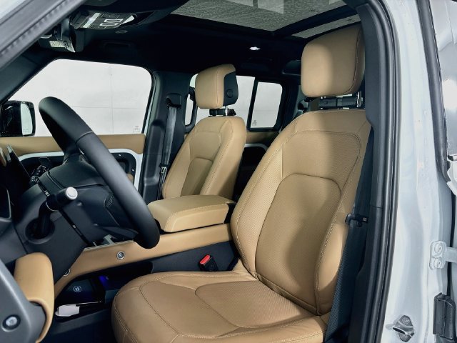 New 2026 Land Rover Defender 110 X-Dynamic SE AWD/4WD image 21