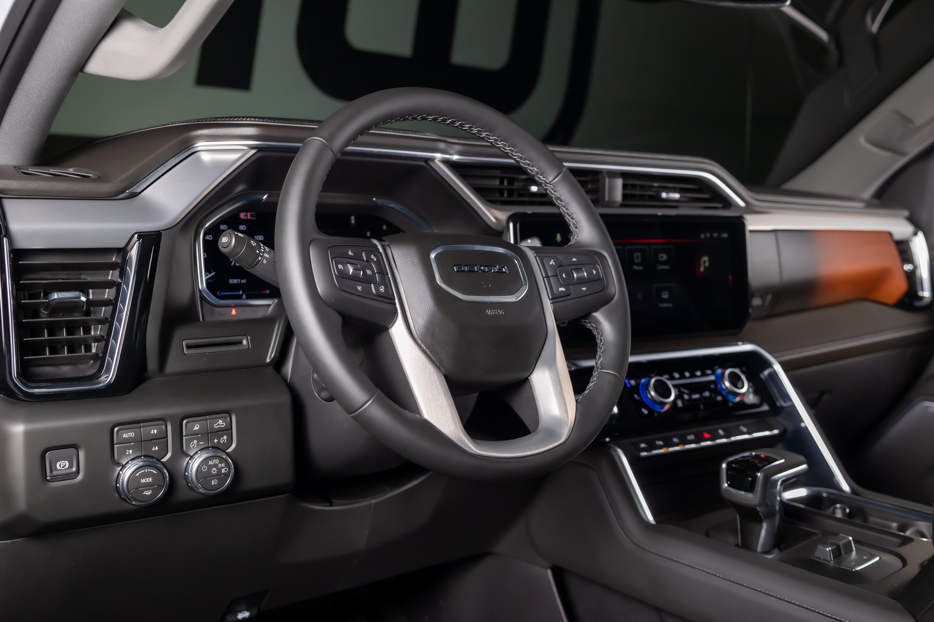 Used 2026 GMC Sierra 1500 Denali AWD/4WD image 32