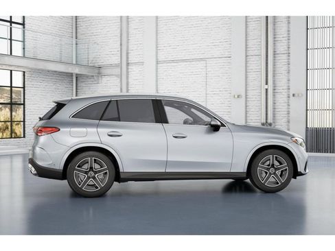 New 2026 Mercedes-Benz GLC 300 4MATIC image 17