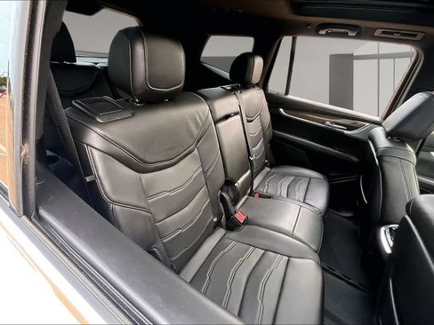 Certified 2025 Cadillac XT6 Premium Luxury w/ Platinum Package AWD/4WD image 27