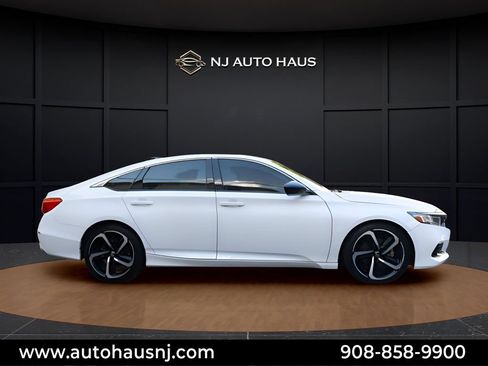 Used 2021 Honda Accord Sport image 16