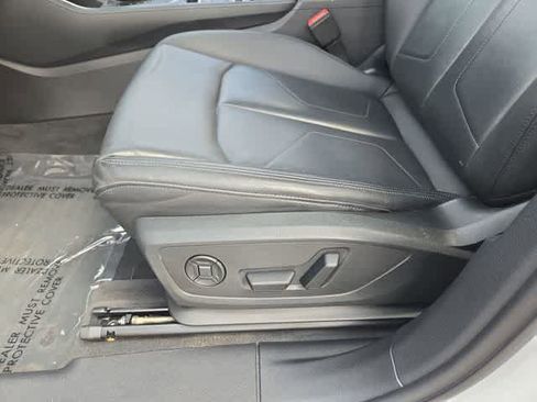 Used 2023 Audi Q3 2.0T Premium AWD/4WD image 17