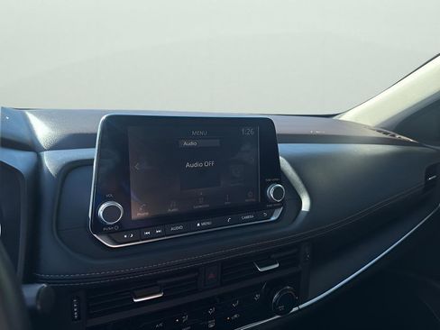 Used 2021 Nissan Rogue S image 34