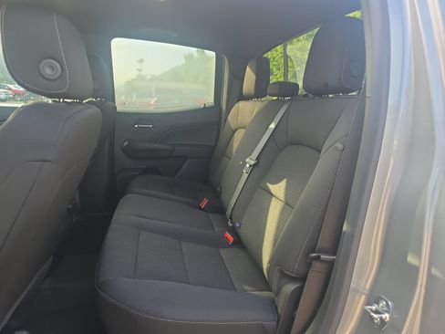 Used 2024 Chevrolet Colorado LT w/ LT Convenience Package II RWD image 21