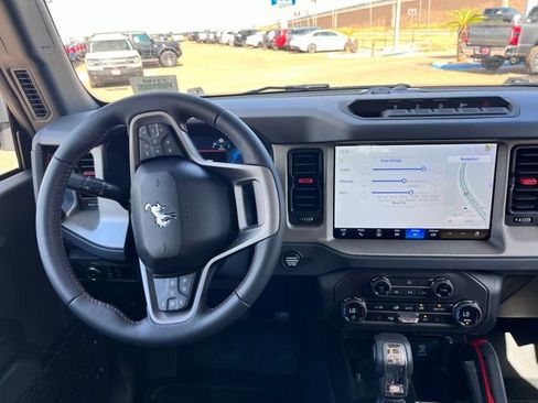 New 2025 Ford Bronco Big Bend w/ Black Diamond Package image 9