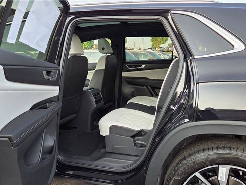 New 2026 Volkswagen Atlas Cross Sport SEL Premium R-Line AWD/4WD image 26