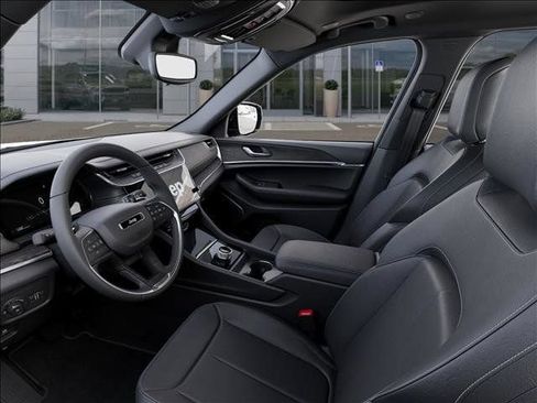 New 2026 Jeep Grand Cherokee Limited w/ Limited Altitude Package RWD image 22