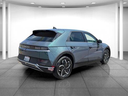 Certified 2024 Hyundai Ioniq 5 SE RWD image 5