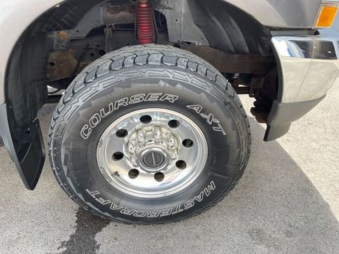Used 2003 Ford F250 XLT image 35
