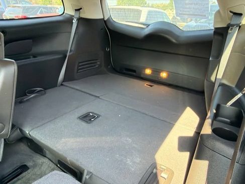Used 2017 Buick Enclave Leather AWD/4WD image 18
