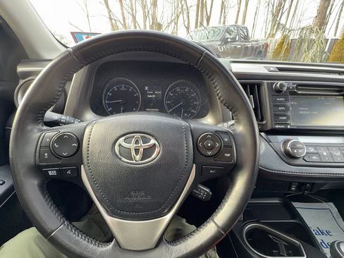 Used 2018 Toyota RAV4 XLE image 26