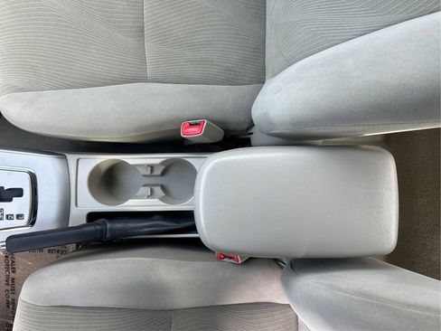 Used 2011 Toyota Corolla LE FWD image 17
