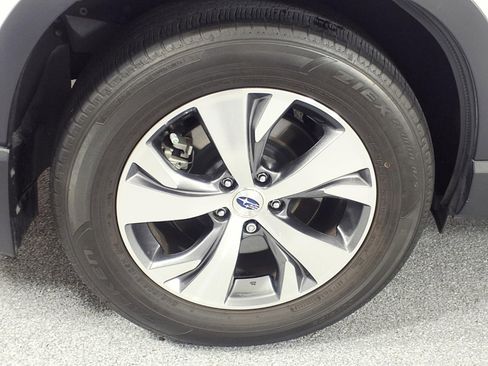 Certified 2024 Subaru Ascent Premium w/ Convenience Package image 5