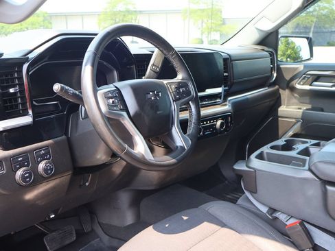 Used 2023 Chevrolet Silverado 1500 RST AWD/4WD image 25