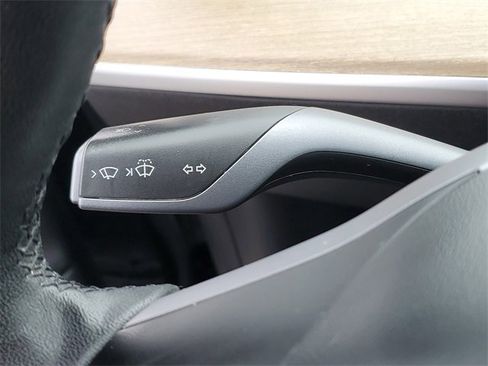 Used 2021 Tesla Model 3 Long Range image 15