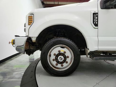 Used 2018 Ford F350 XL AWD/4WD image 47
