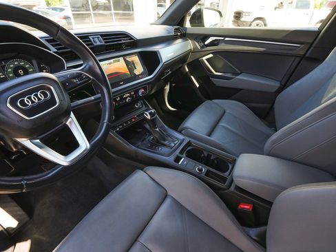 Used 2023 Audi Q3 2.0T Premium Plus w/ Premium Plus Package AWD/4WD image 27