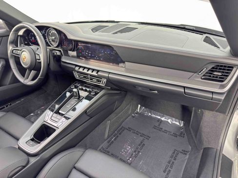 Used 2024 Porsche 911 Targa 4 w/ Premium Package image 13