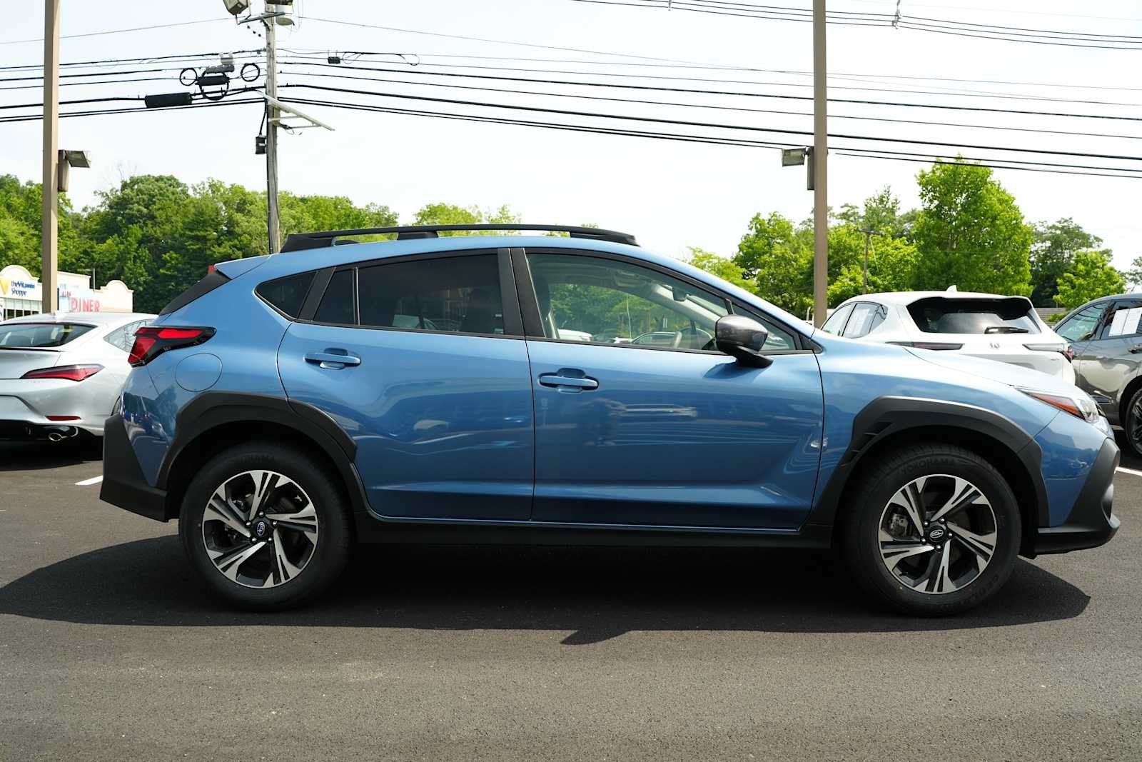Used 2024 Subaru Crosstrek 2.0i Premium AWD/4WD image 8