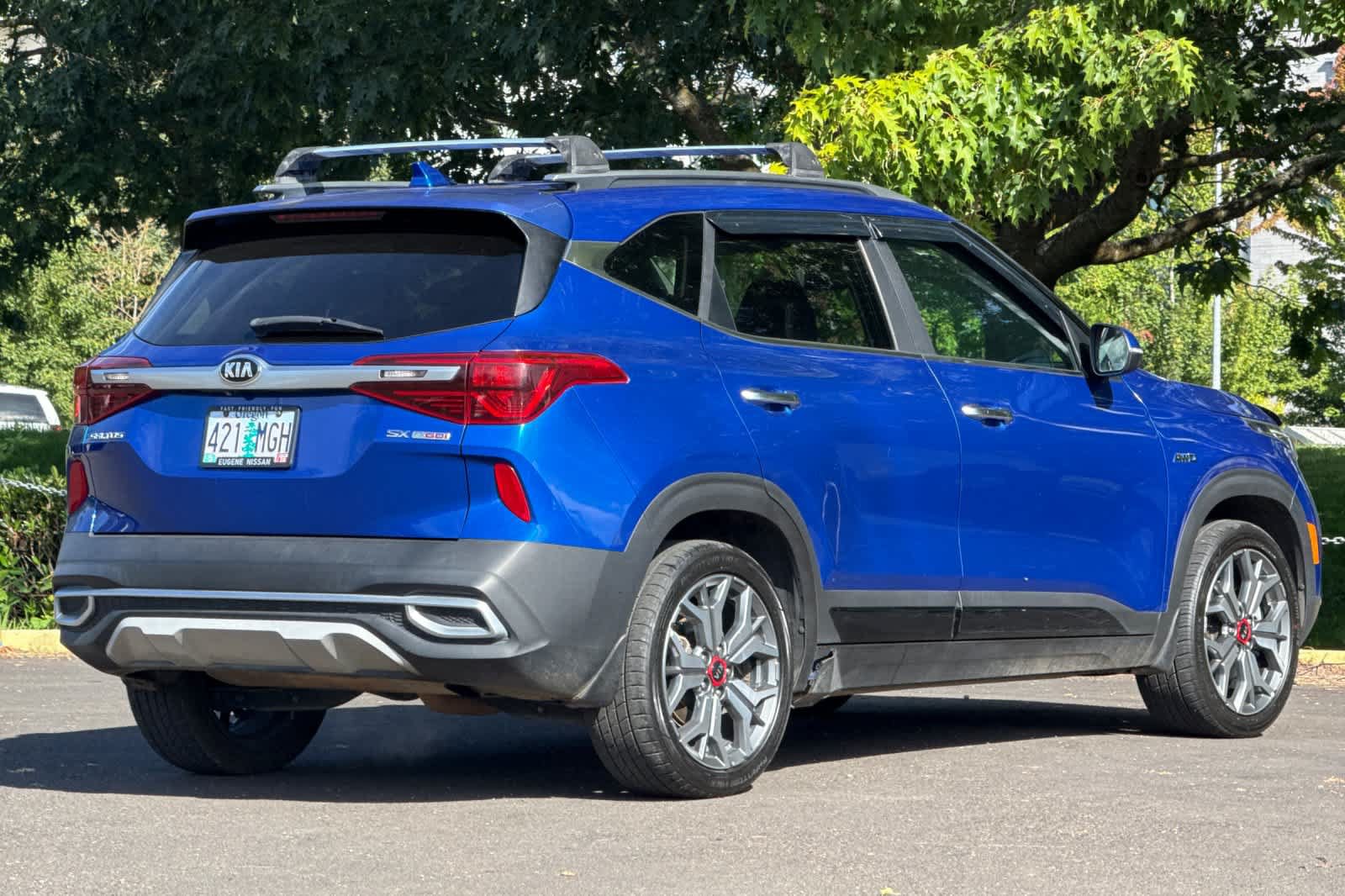 Used 2021 Kia Seltos SX AWD/4WD image 2