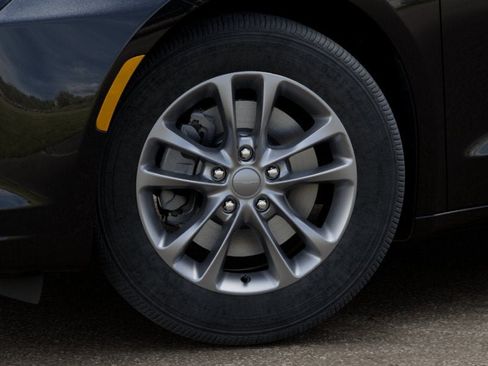 New 2027 Chrysler Pacifica Select AWD/4WD image 34