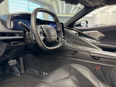 Used 2021 Chevrolet Corvette Stingray Preferred Cpe w/ 2LT RWD image 29