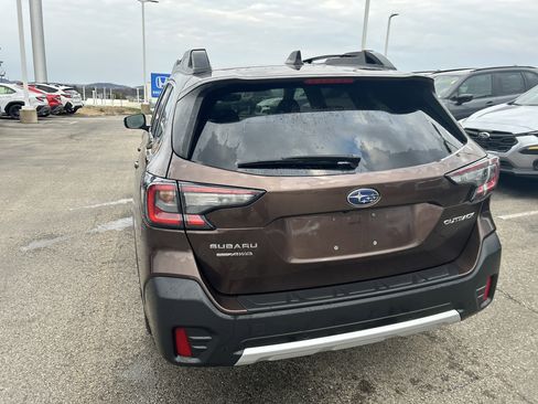 Used 2020 Subaru Outback Limited w/ Popular Package #2 image 10