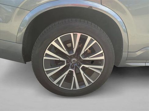 Used 2020 Volvo XC90 T5 Momentum w/ Protection Package Premier image 30