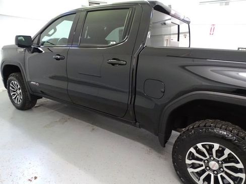 Certified 2023 GMC Sierra 1500 AT4 w/ AT4 Preferred Package AWD/4WD image 19