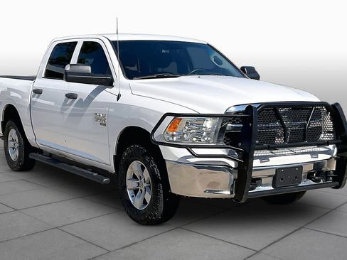 Used 2022 RAM 1500 Tradesman w/ Chrome Appearance Group AWD/4WD image 3