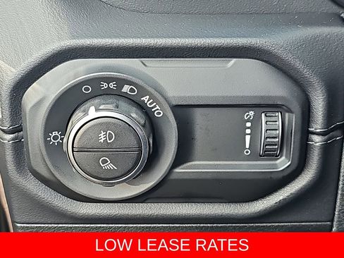 New 2025 Jeep Gladiator Willys image 25