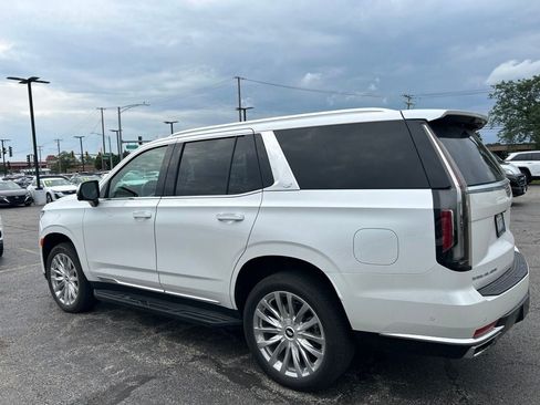 Used 2023 Cadillac Escalade Premium Luxury w/ LPO, Floor Liner Package AWD/4WD image 6