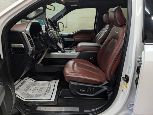 Used 2018 Ford F150 Platinum w/ Equipment Group 701A Luxury image 14